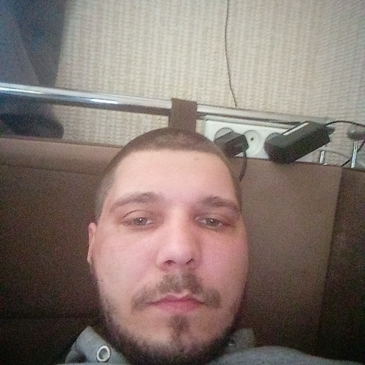 Есть кому одиноко и хочеться ласки