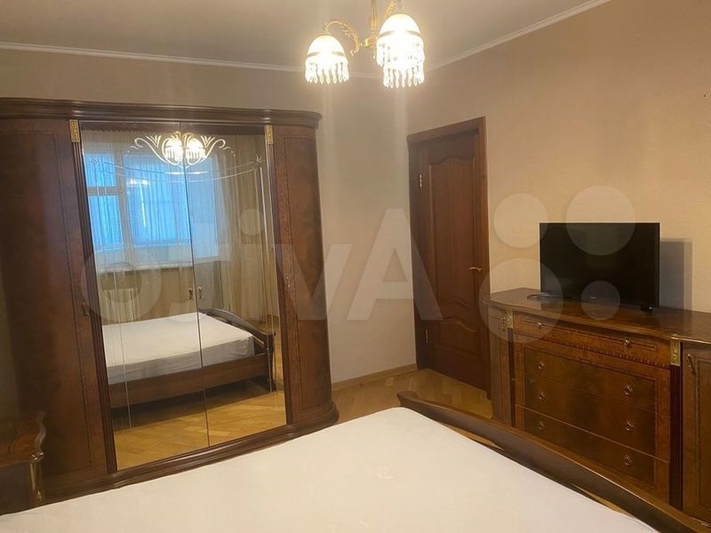 Сдам двушку в хорошем районе.
