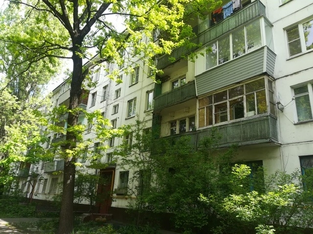 Двухкомнатная квартира для продажи по хорошей цене.