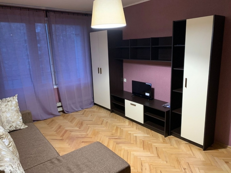 Продам прекрасную двухкомнатную квартиру.