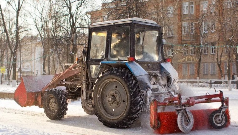 Вывоз снега с дворовой территории срочно