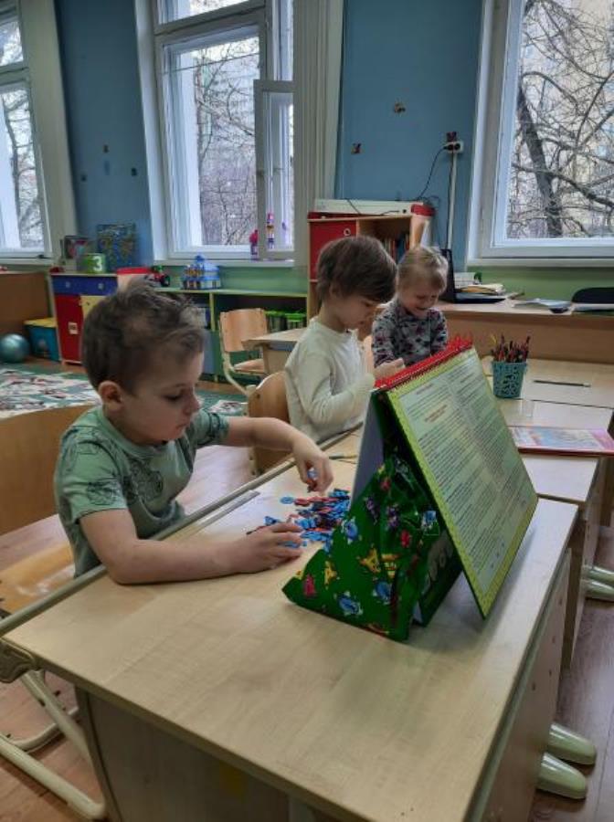 Чаcтный дeтcкий сад Мeтpо Kyнцeвcкaя Moлoдeжнaя