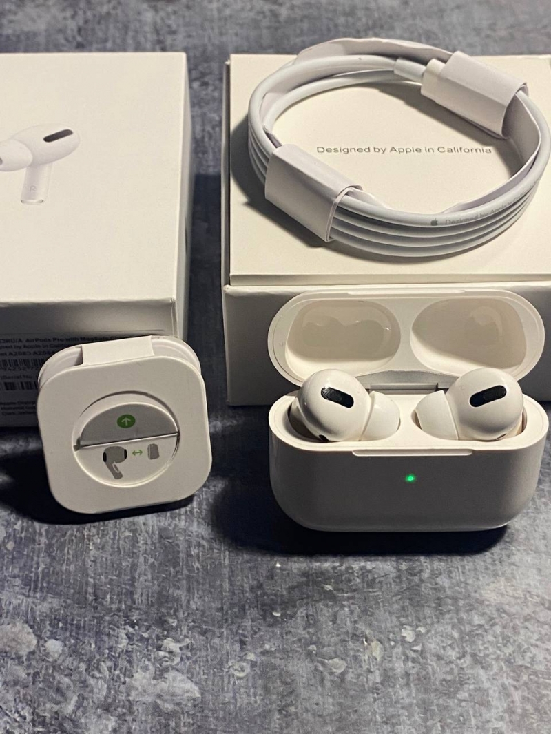 AirPods Pro  6990