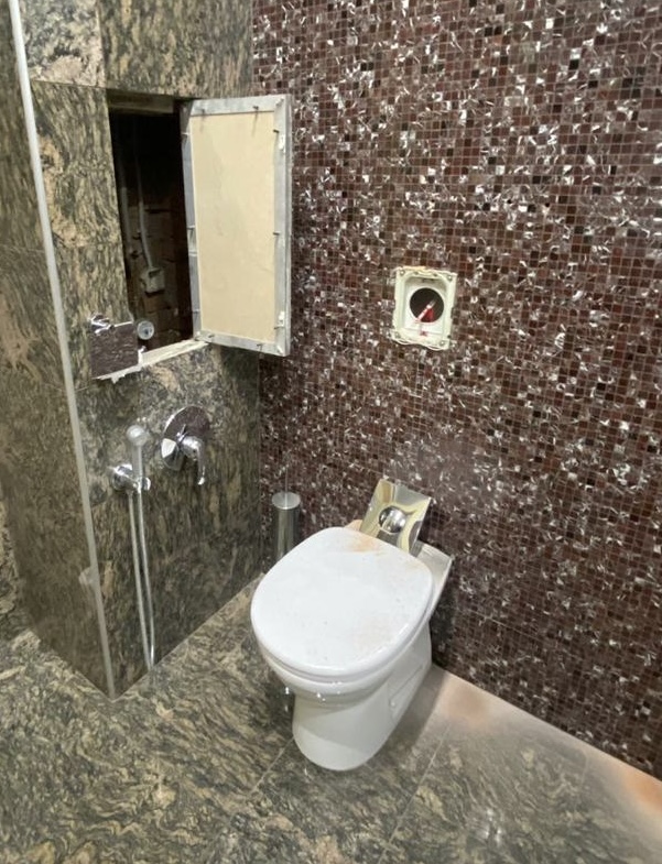 Унитаз Grohe с инсталляцией