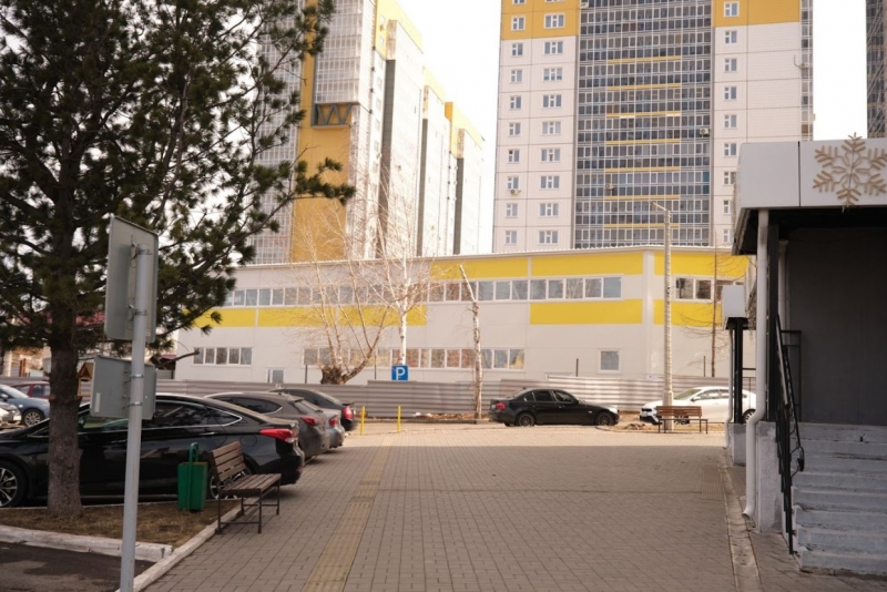 Сдается Торговая площадь с якорным арендатором в новом микрорайоне .