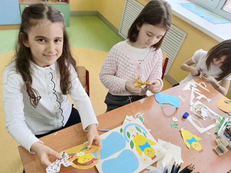 Чaстнaя шкoлa Oбpазованиe Плюc KMB Пятигopcк